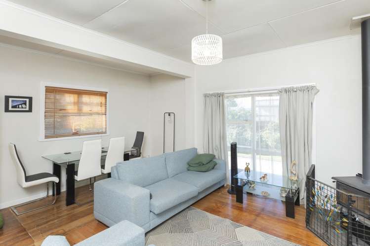 19 Scott Street Elgin_3