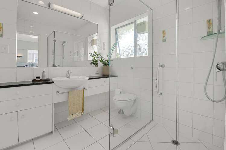 1/47 Clarence Street Devonport_12