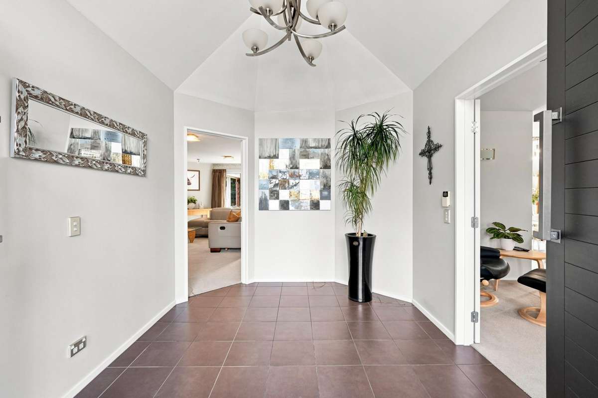 2 Ryton Way_2