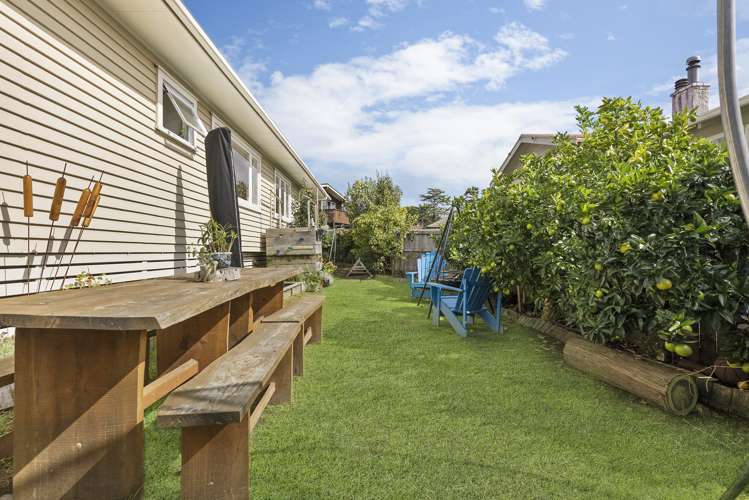 483b West Coast Road Glen Eden_14