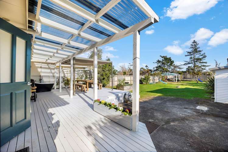 237 Parkhurst Road Parakai_10