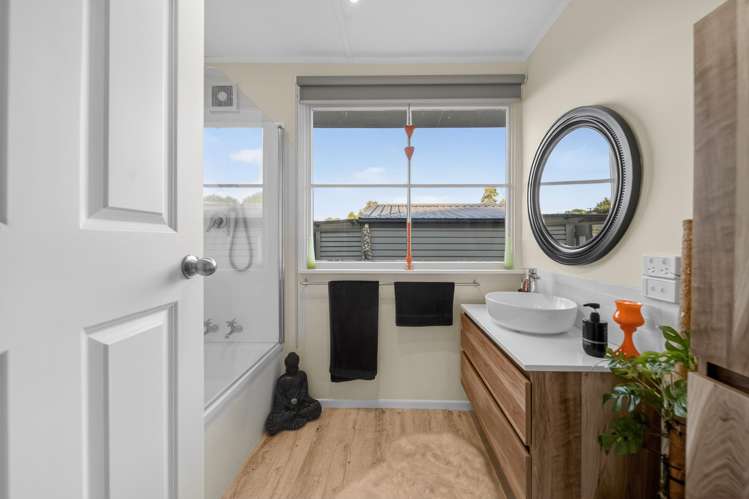 49 Patetere Street Mamaku_19