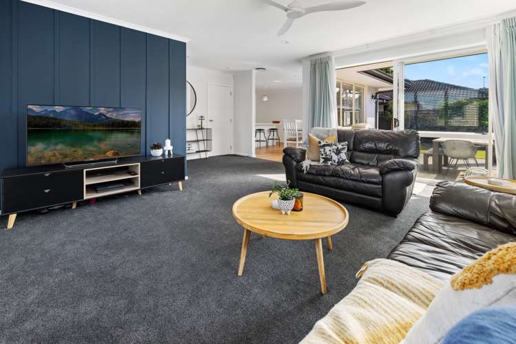 5 Montrose Place Pyes Pa_2