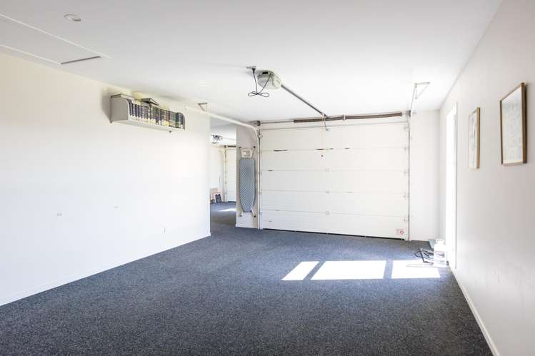 35 Avignon Place Fairhall_16