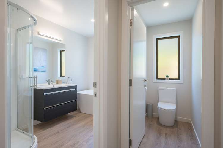 18 Hill Tops Way Stoke_19