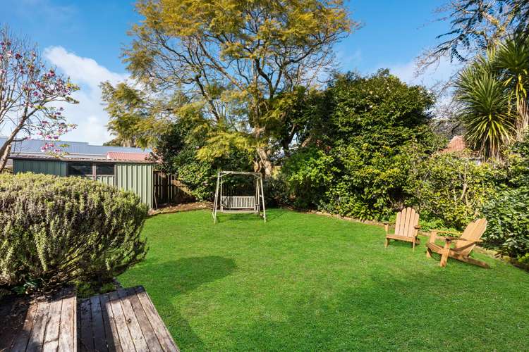 16 Jerram Street Mount Albert_17