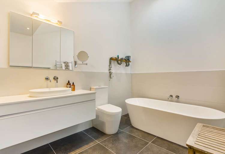 14 The Anchorage Sunnyhills_18