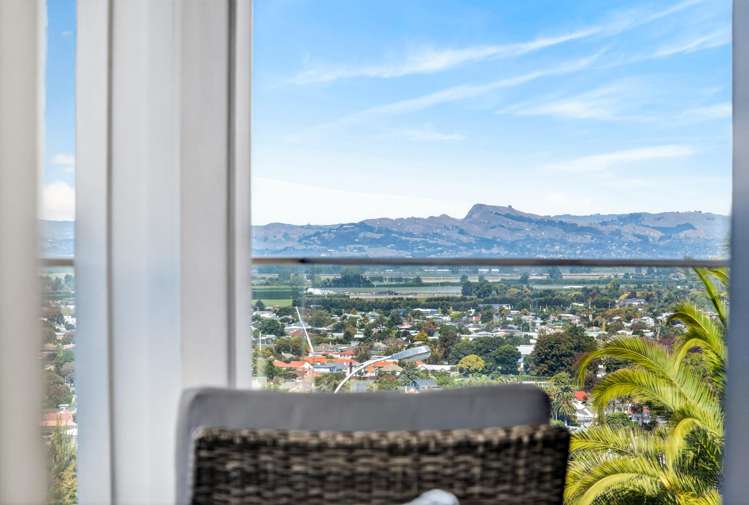 7 Enfield Road Hospital Hill_13