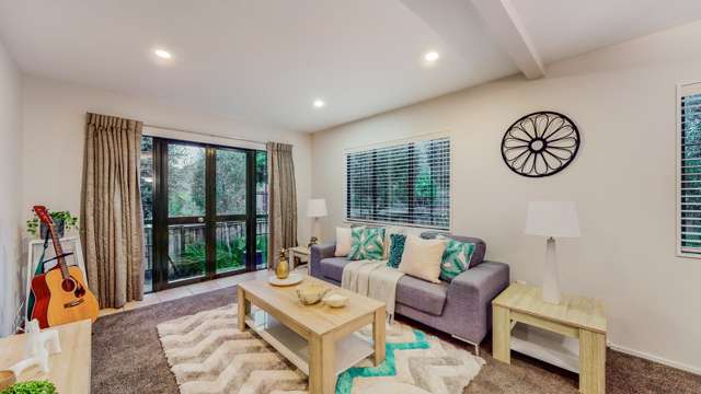 31 De Val Drive Titirangi_2