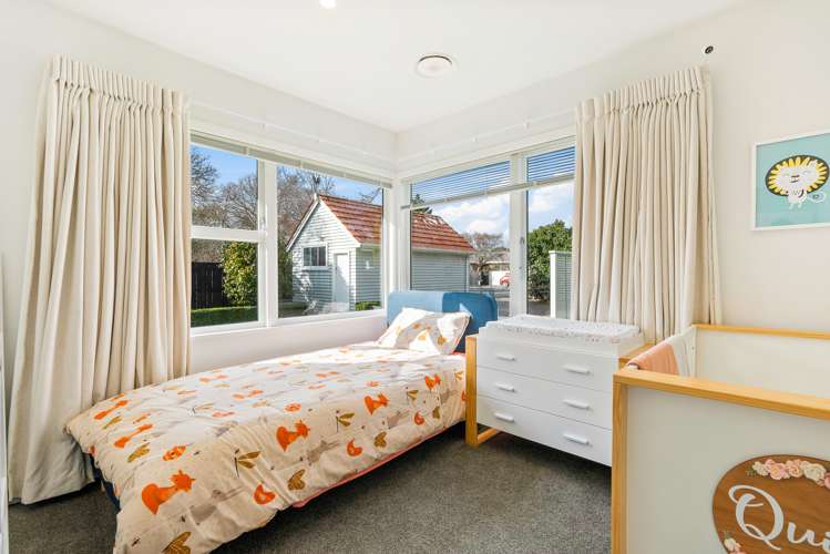 281 Fergusson Drive Heretaunga_16