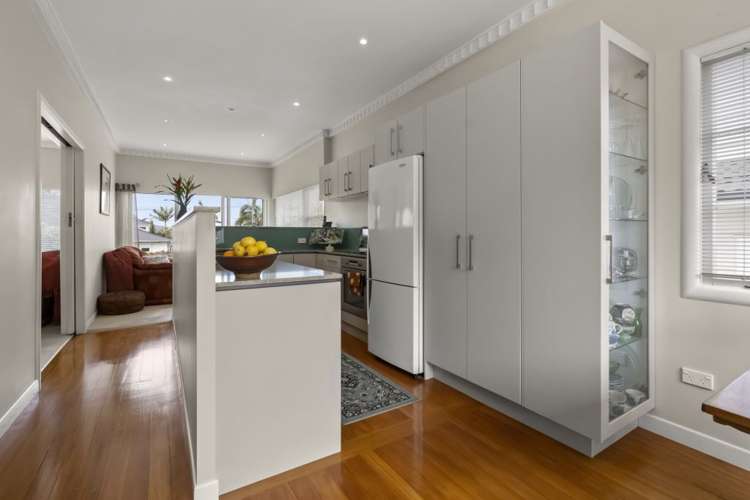 19 Merani Street Narrow Neck_6