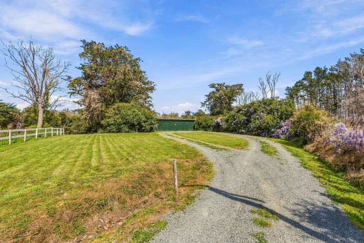 42 Ford Road Paparoa_14