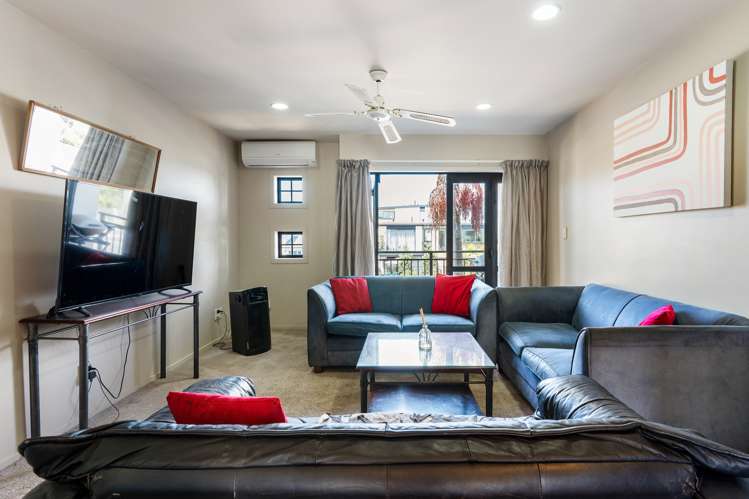 14/346 Oceanbeach Road Mount Maunganui_3