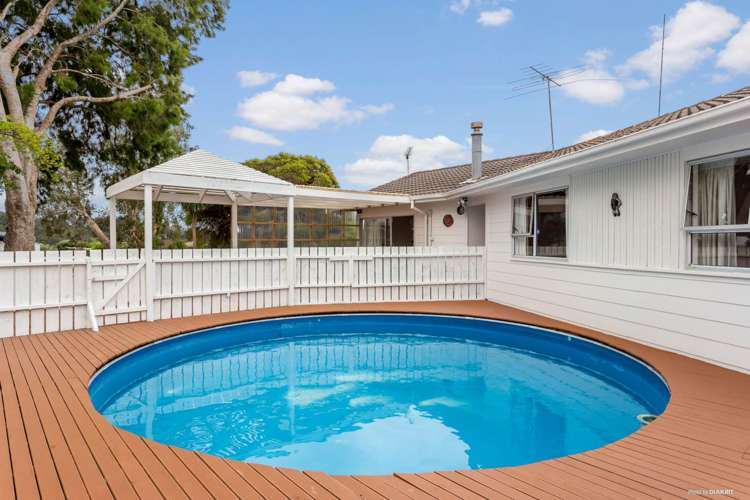 3 Aquarius Avenue Glen Eden_10