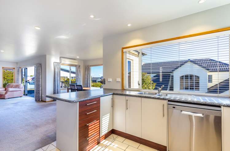 2/68 Logan Avenue Wharewaka_9