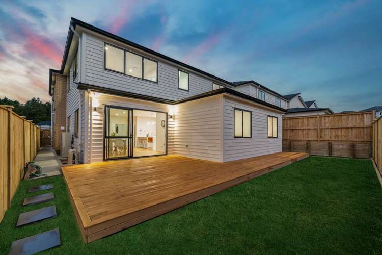 5 Tullymore Drive Flat Bush_25