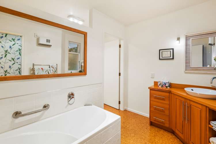 10 Kotare Street Waikanae_16