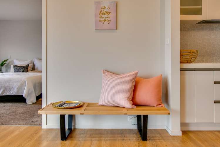 16 Hornsey Road Bluff Hill_8