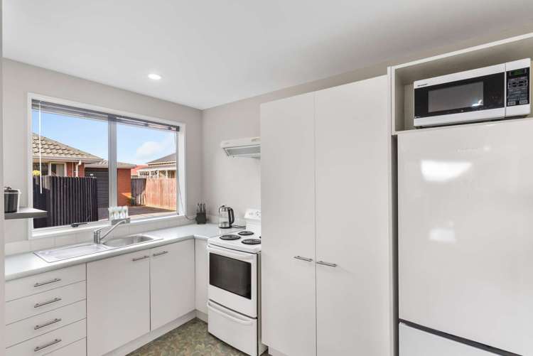 2/20 Braddon Street Addington_3