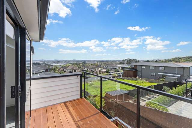 54 Armstrong Farm Drive East Tamaki Heights_1