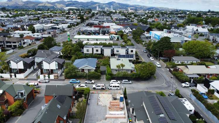 1-4/33 Cornwall Street Saint Albans_8