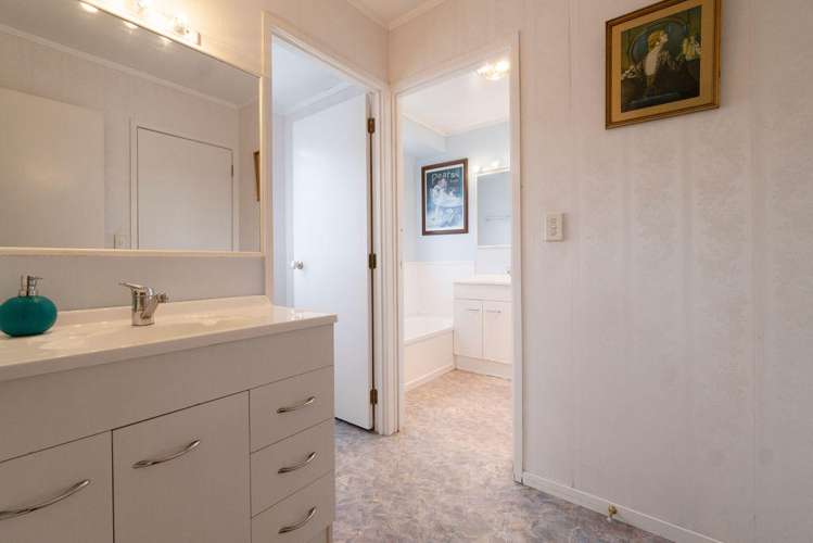 25a Duncan Avenue Te Atatu South_12