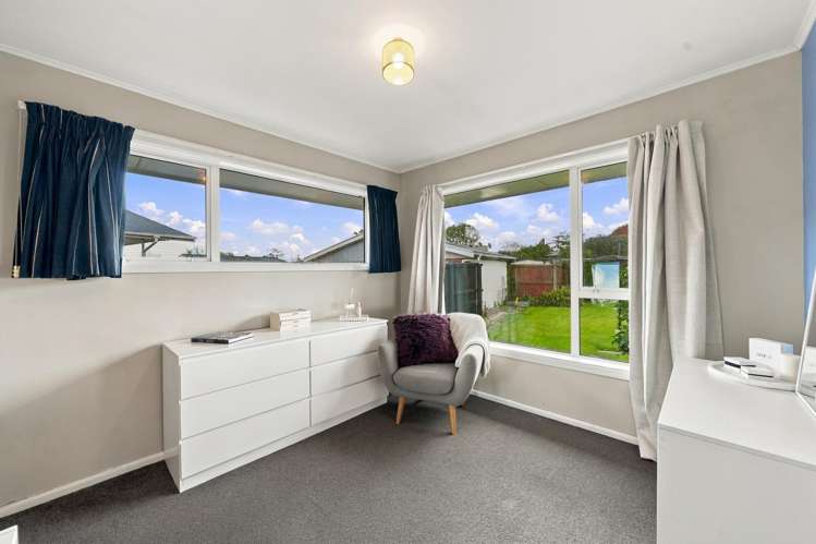 34 Wychwood Crescent Bishopdale_10