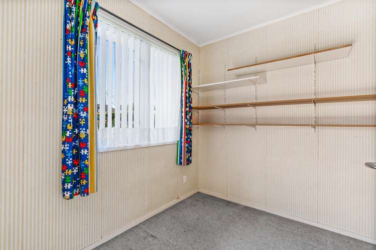 1/12 Cresta Avenue Beach Haven_12