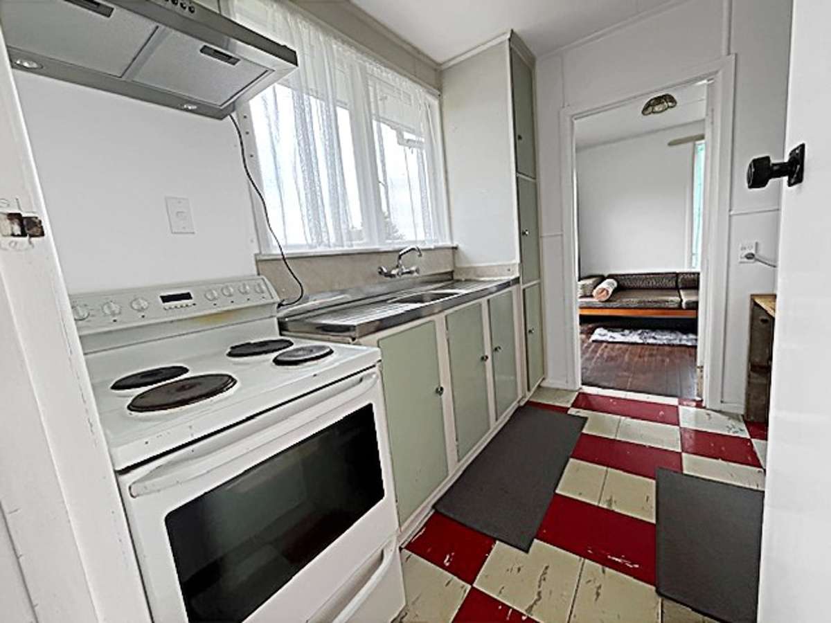 2 Bedrooms 2