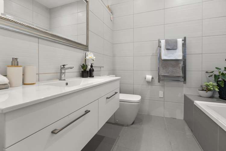 77a Tautari Street Orakei_11