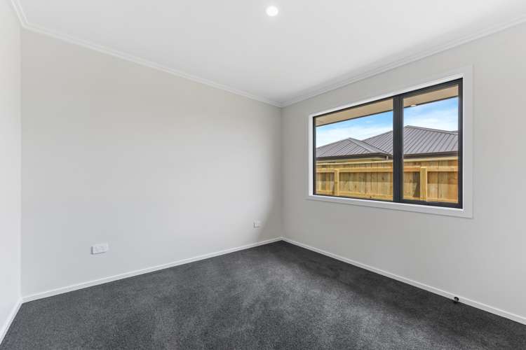 8 Rosales Street Appleby_13