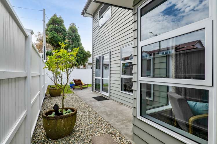55 Pendarves Street New Plymouth Central_32