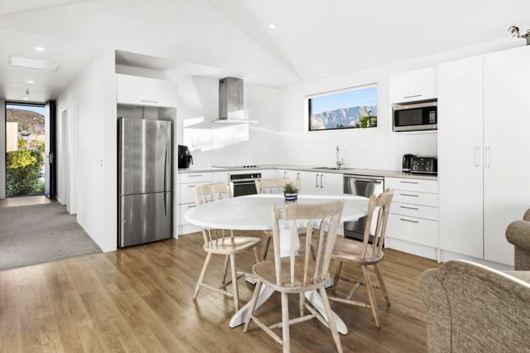 2 Matakanui Lane Wanaka_3