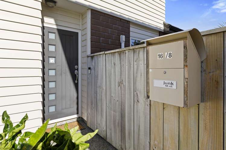 8/16 Black Rock Road Newlands_2