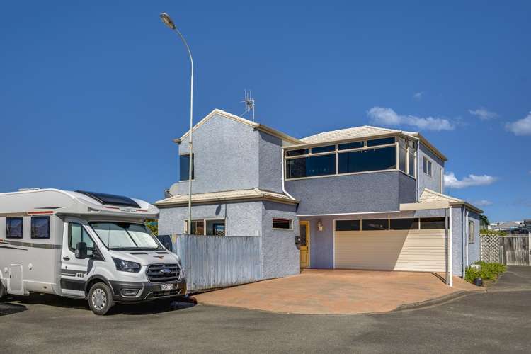 14/182 Charles Street Westshore_11