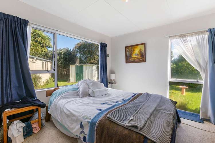 7 Cedar Place Owhata_10