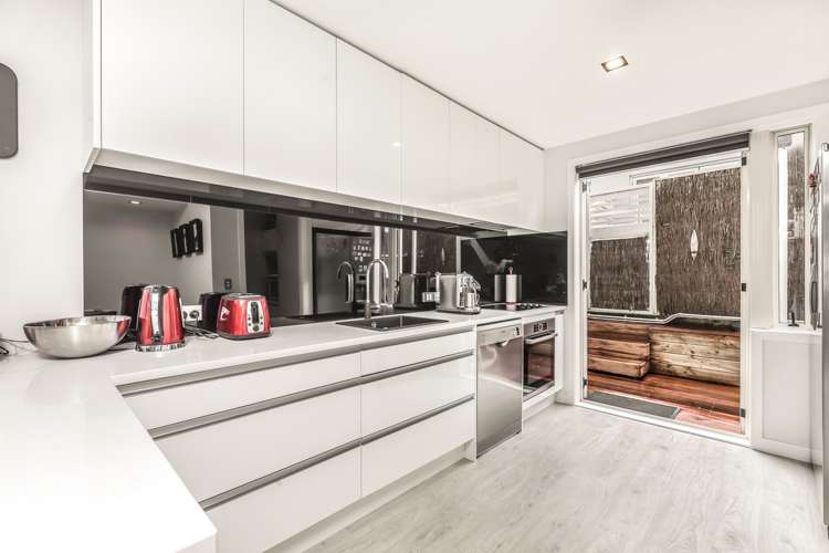 13/27 Birdwood Crescent Parnell_7