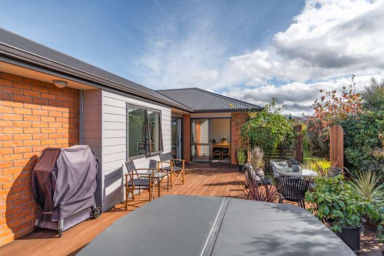 12 Solstone Drive Solway_18