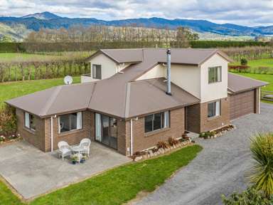 366 Tararua Road_2