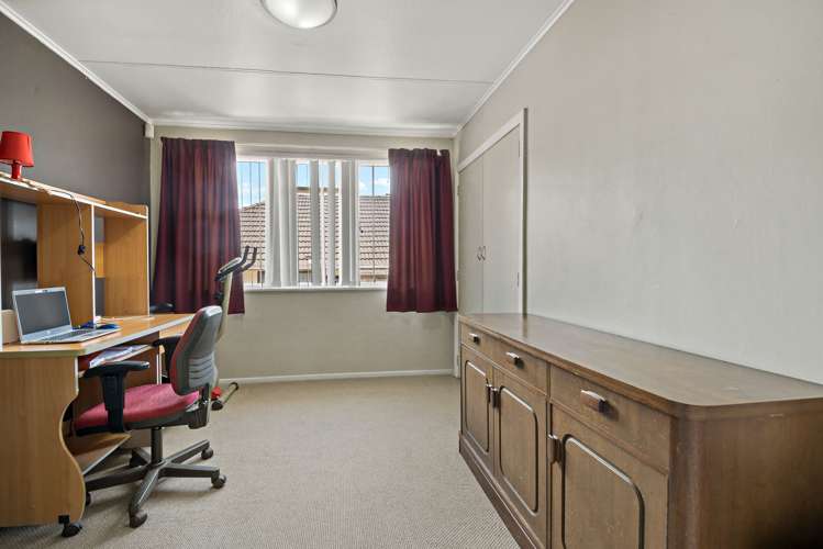 82 Kelman Road Kelston_5