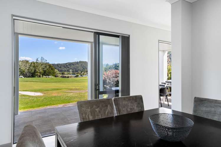 124 Augusta Drive Pauanui_12