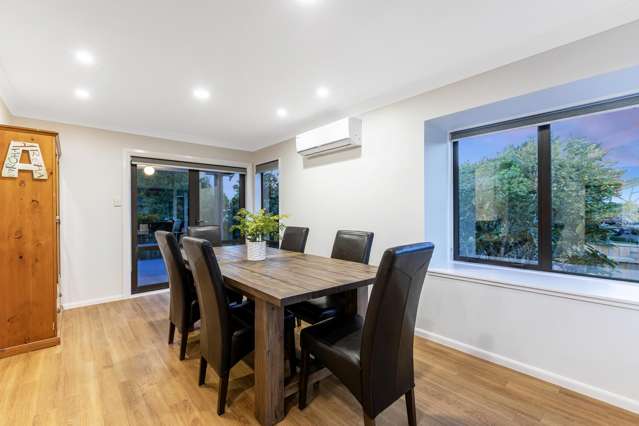 15 King Charles Drive Kingsley Heights_4