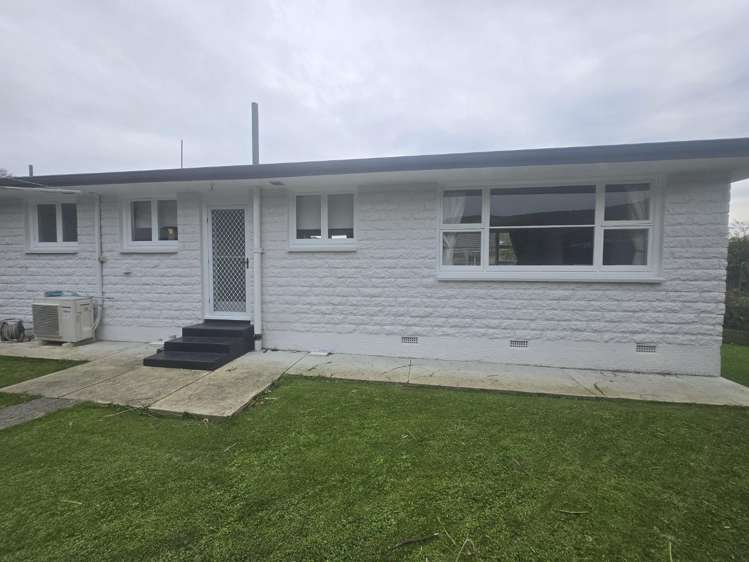 10 Lucienne Place Hillsborough_14