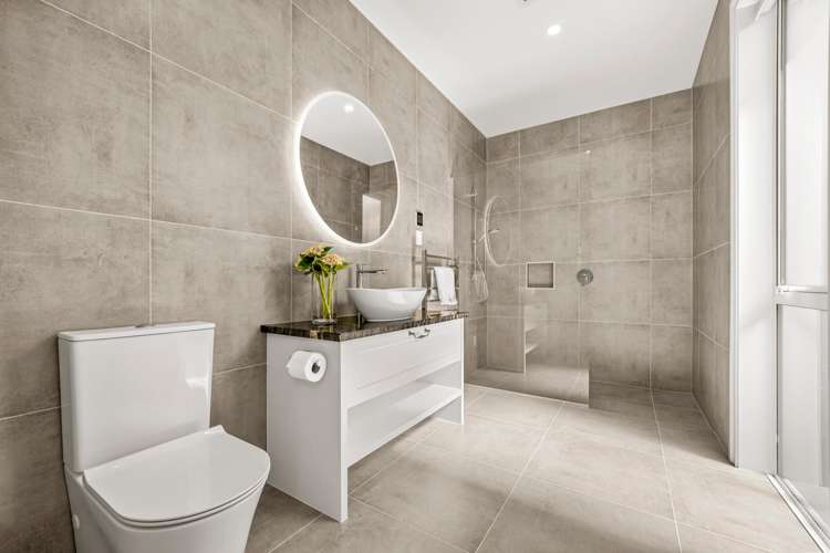 110 Grovenor Drive Orewa_17