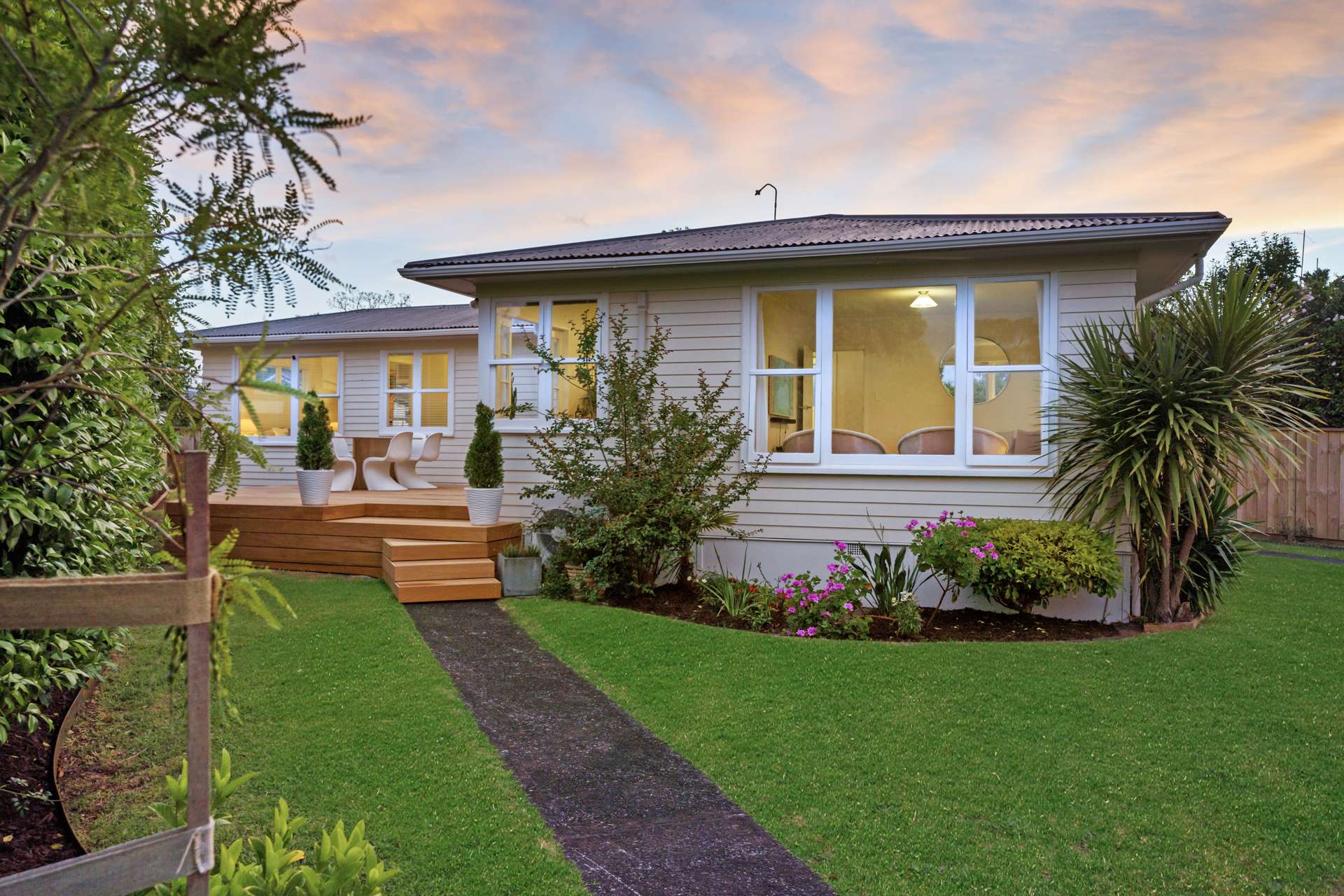 16 Brennan Avenue Te Atatu Peninsula_0