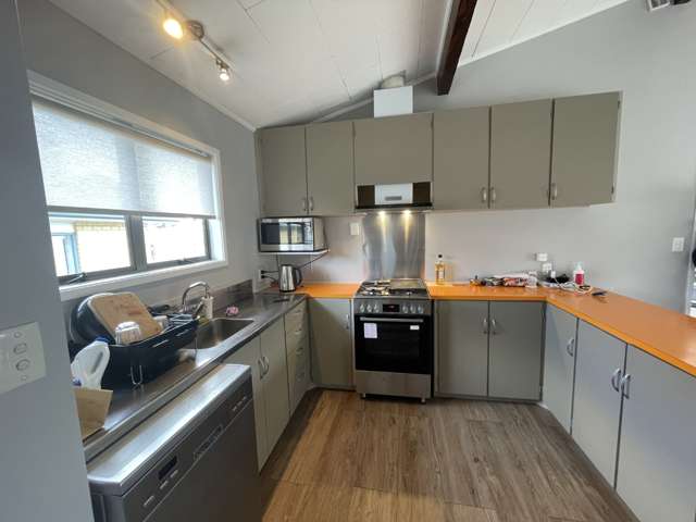 50 Eversham Road 11229_2