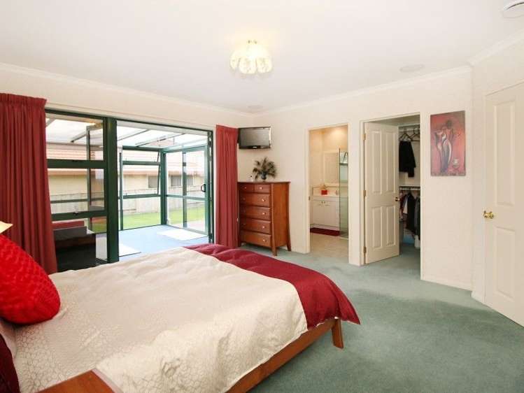 150 Pacific Drive Fitzherbert_10