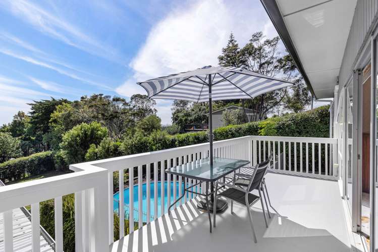 111 Glengarry Road Glen Eden_11