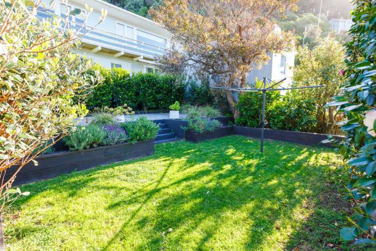 2 Berwick Grove Seatoun_20