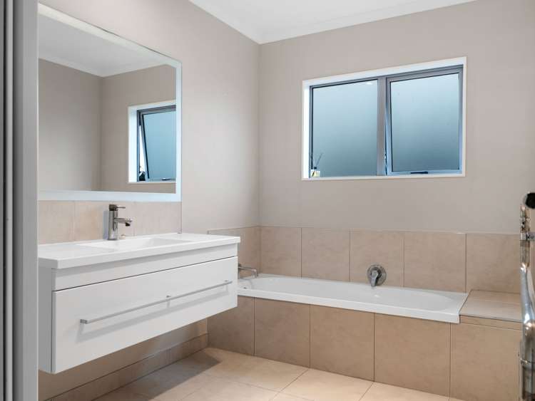 4 Carroll Place Owhata_25